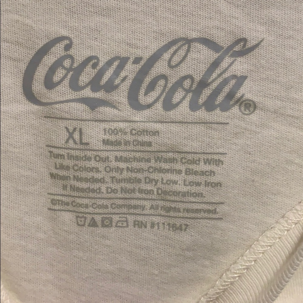 (NWOT) COCA-COLA TEE💖 - Picture 5 of 5